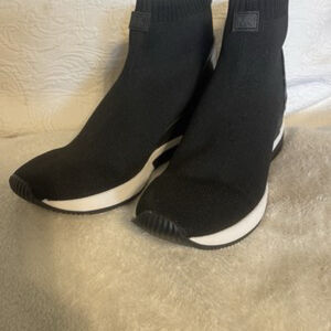 MK Michael Kors Skyler Slip-on Wedge Stretch Knit Bootie Size 8/38 New Lost Tag